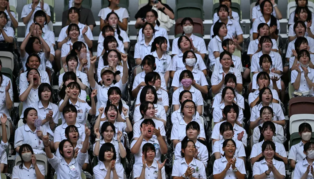 عكس التجربة الأولمبية... اليابانيون يستمتعون بافتتاح بطولة العالم لألعاب القوى