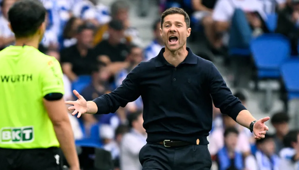 حالة تحكيمية تثير غضب ألونسو أمام ريال سوسيداد (فيديو)