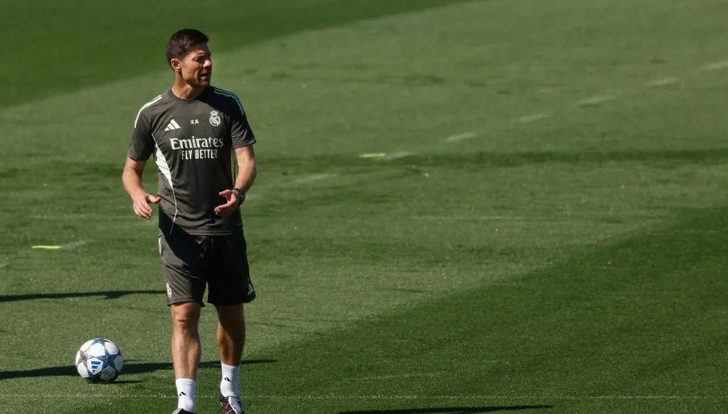 ألونسو يقلل الضغوط عن مبابي قبل مواجهة مرسيليا بدوري الأبطال