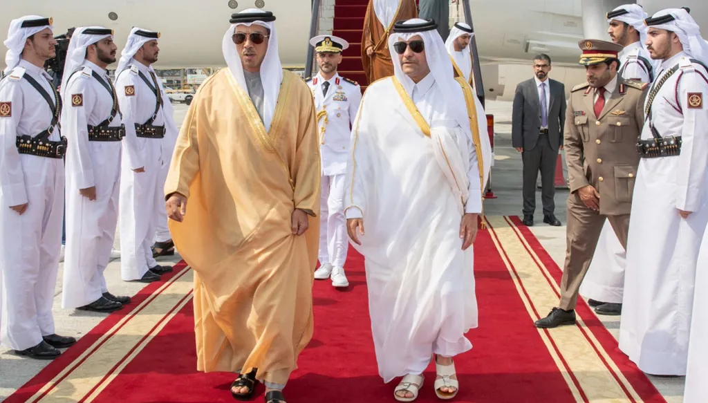 قمة الدوحة الطارئة: تثبيتُ السيادة وترسيمُ الخطوط الحمر