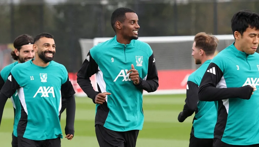 إيزاك يسجل ظهوره الأول مع ليفربول ضد أتلتيكو مدريد بدوري الأبطال