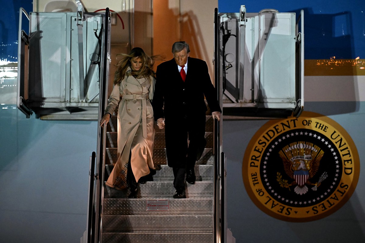 الرئيس الأميركي دونالد ترامب وزوجته ميلانيا (أ ف ب).