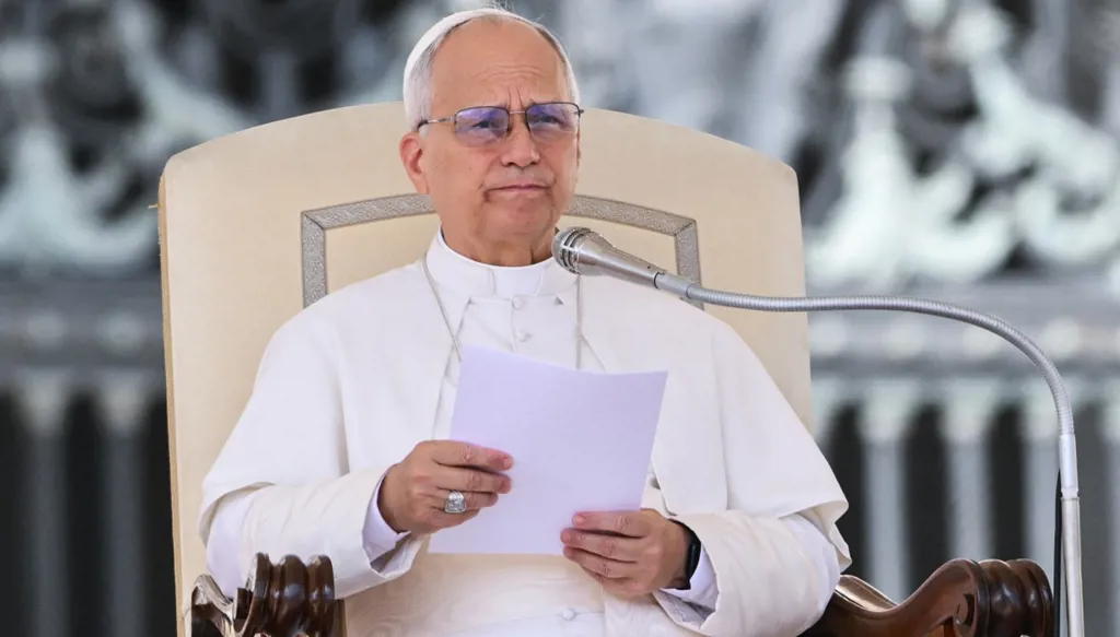 البابا يندد بإجبار سكان غزة على النزوح: لإيجاد حلّ دبلوماسيّ تفاوضيّ