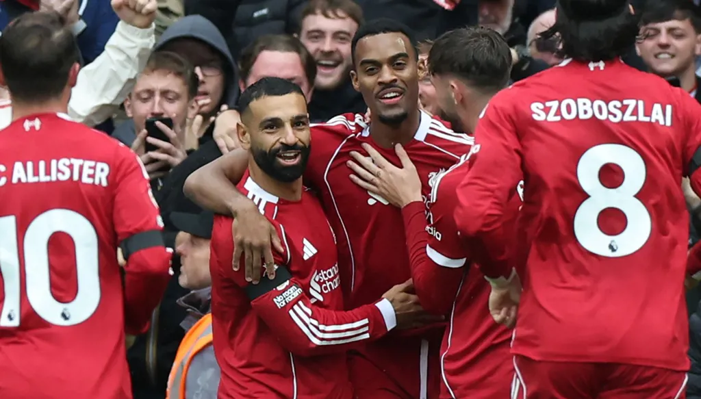 ليفربول يواصل انطلاقته المثالية في الدوري الإنكليزي