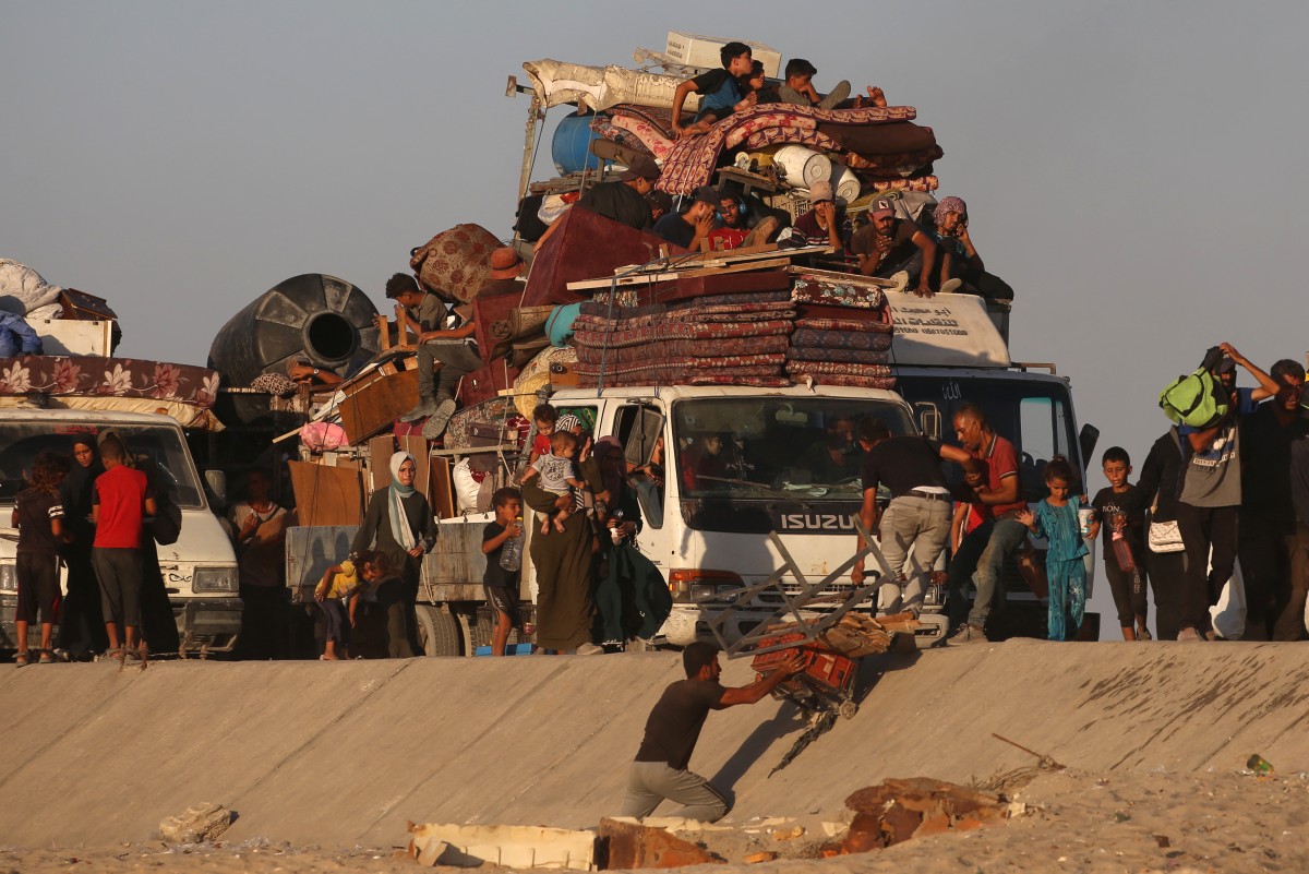 فلسطينيون في غزة. (أ ف ب)