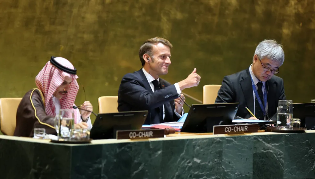 بيان سعودي فرنسي: نؤكد على أهمية إنهاء الاحتلال الإسرائيلي وإحلال السلام