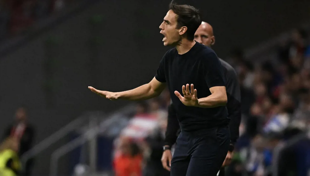 إينييغو بيريز يتجاوز هيبة الأسماء الكبيرة