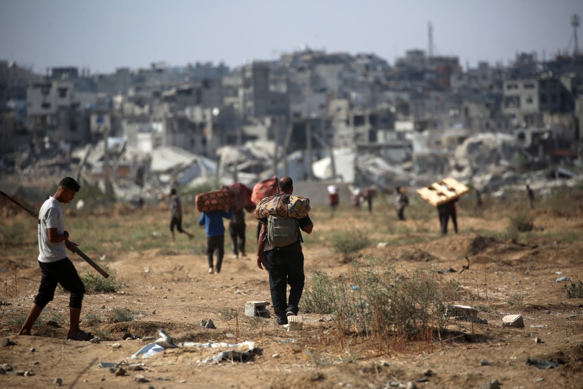فلسطينيون في غزة. (أ ف ب)