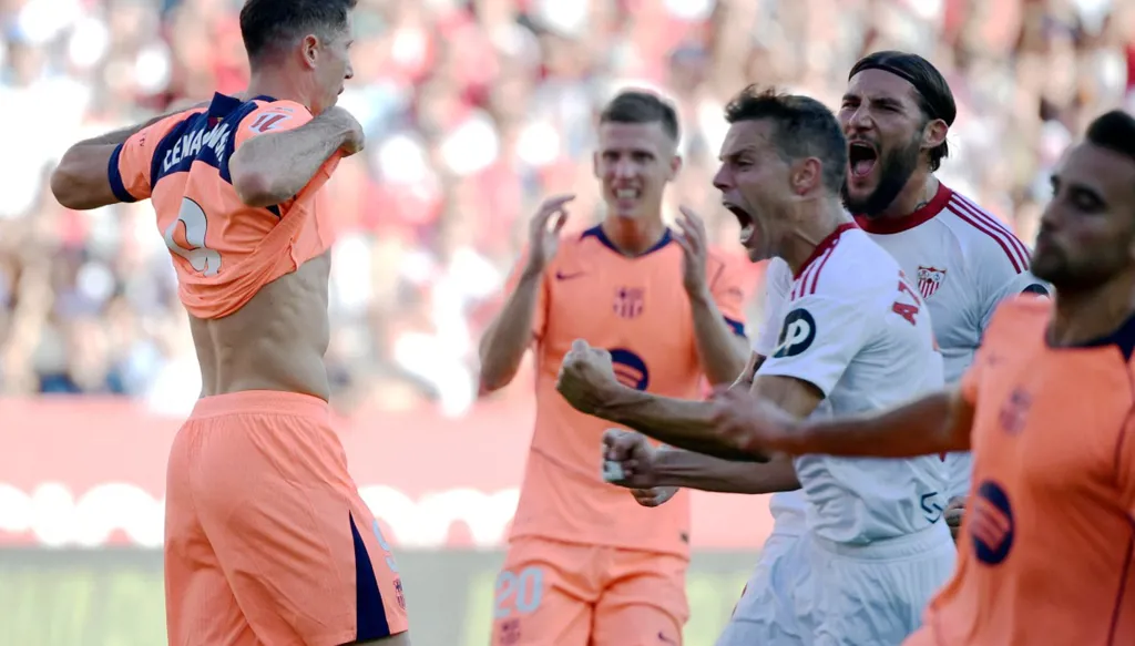 3 أسباب لانهيار برشلونة المفاجئ في ملعب إشبيلية