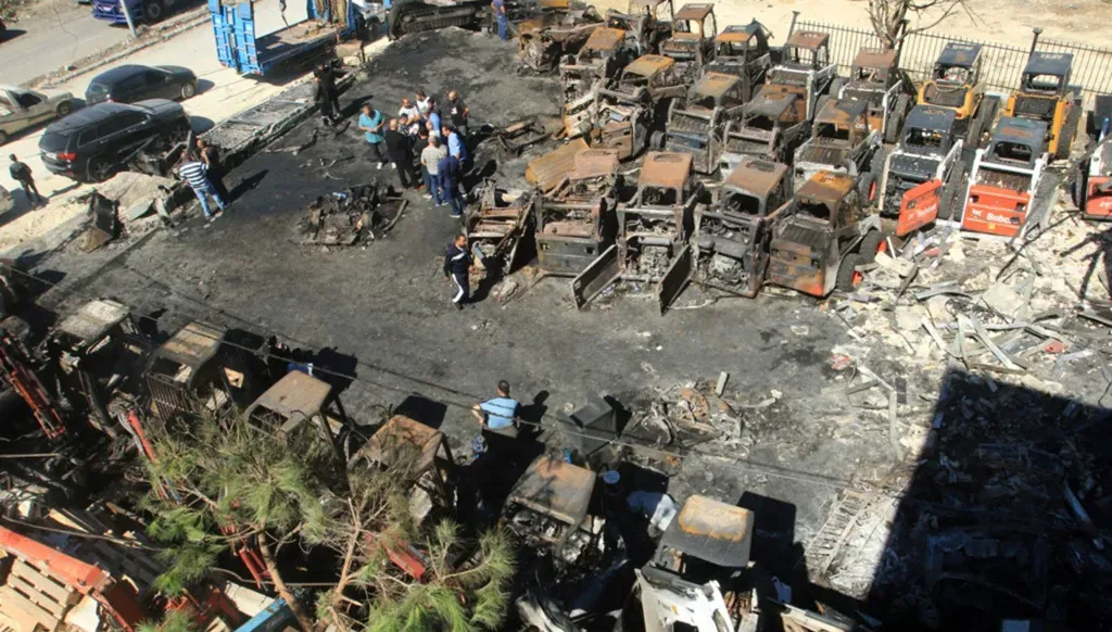 "كهرباء لبنان": تصليح الأضرار على شبكة النقل الناتجة عن الاعتداءات الإسرائيلية على المصيلح