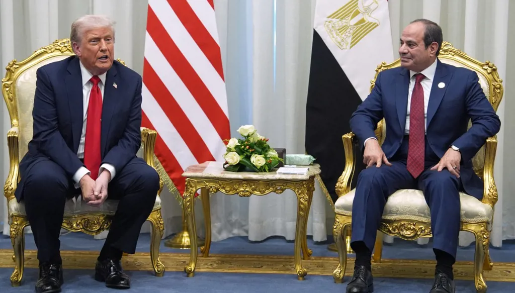"زعيم قوي"... ترامب يشيد بأهمية السيسي في التوصل إلى اتفاق غزة