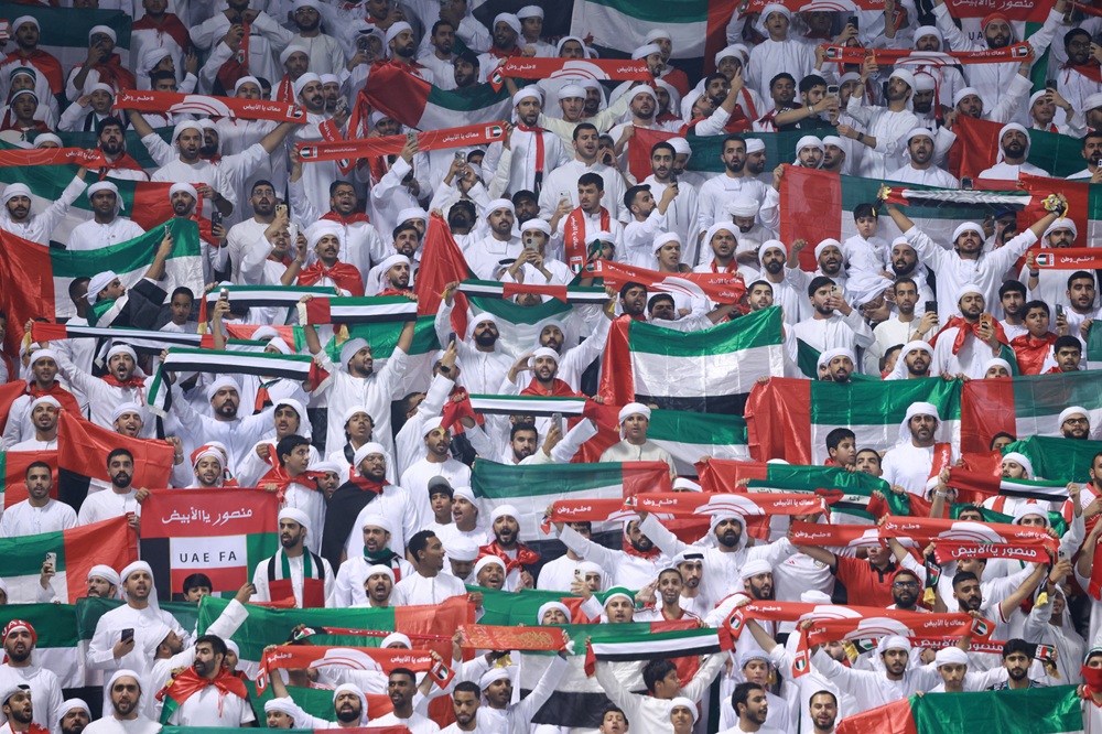 جماهير الإمارات. (أ ف ب)