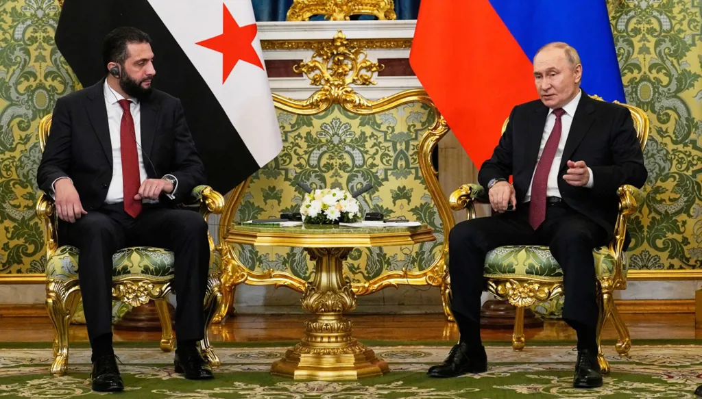 الشرع في موسكو ولبنان غارق في حروب القرون الوسطى