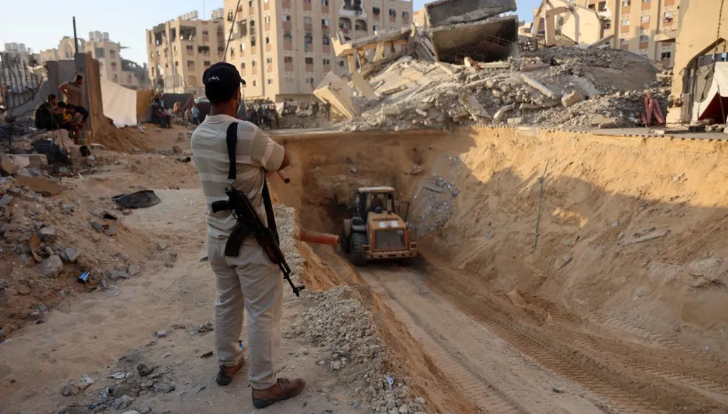 نتنياهو نحو "لبننة" وقف النار في غزة: معبر رفح والمرحلة الثانية رهينتان لشروط إسرائيل