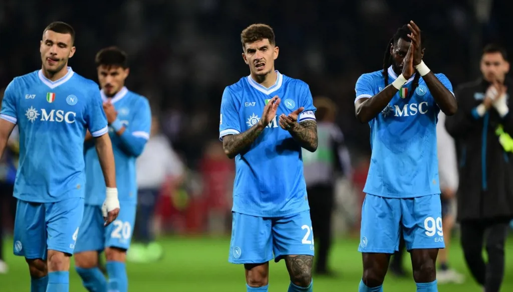 الشرطة الهولندية تُوقف 230 مشجعاً لنابولي قبل مواجهة أيندهوفن