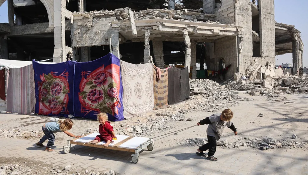 غزّة تحت المراقبة الأميركية… والفصائل الفلسطينيّة تتّفق في القاهرة على لجنة تكنوقراط وتثبيت الهدنة
