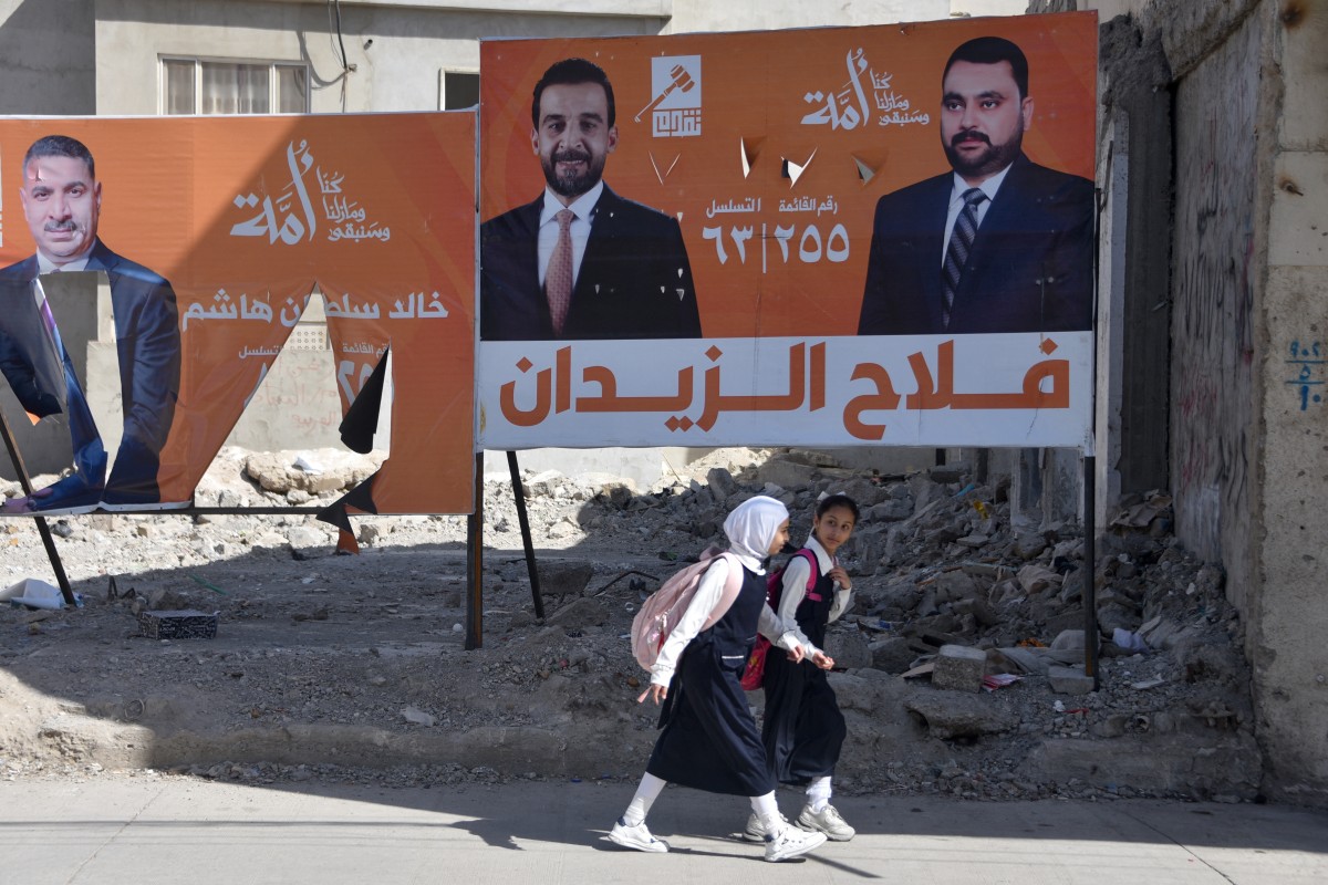 أدخل المرشحون المتنافسون على مقاعد الكوتا الخاصة القضايا القومية في خطاباتهم الانتخابية. (أ ف ب)