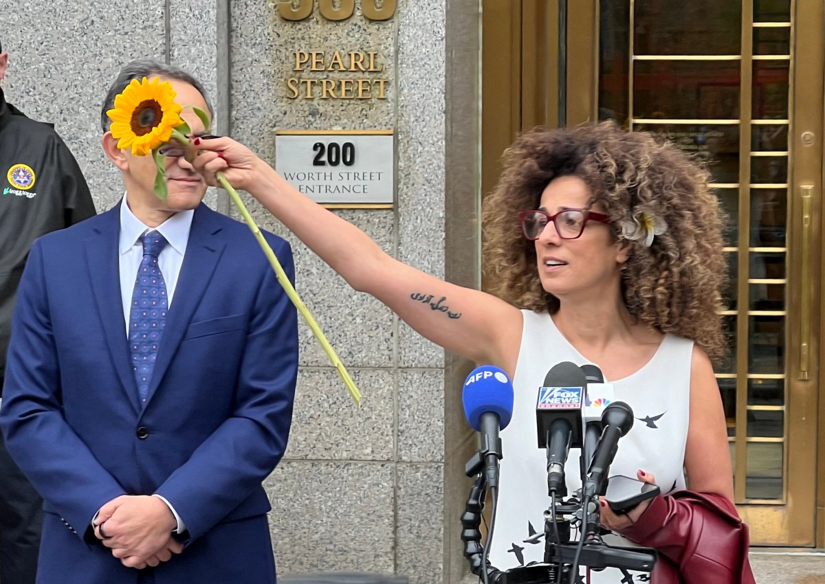 مسيح علي نجاد (أ ف ب).