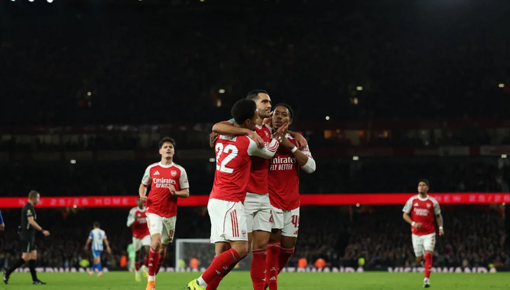 هل يفك أرسنال عقدة "الوصيف الأبدي" في الدوري الإنكليزي؟