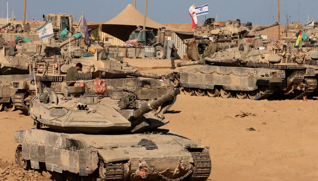 أزمة رفات الرهائن: هل يستغلها نتنياهو لنسف "اتفاق ترامب" في غزة؟