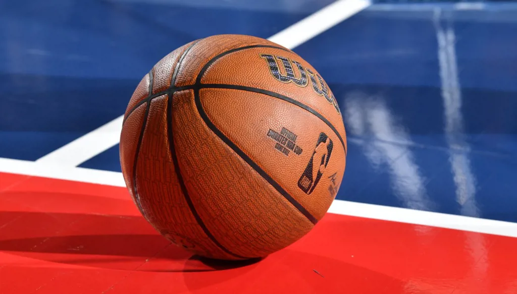 تقنية جديدة تغير وجه التحكيم في NBA