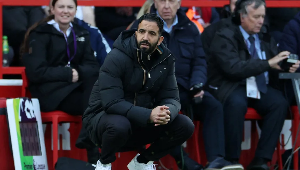 أموريم يتحدّى انتقادات رونالدو... "لنترك الماضي خلفنا"