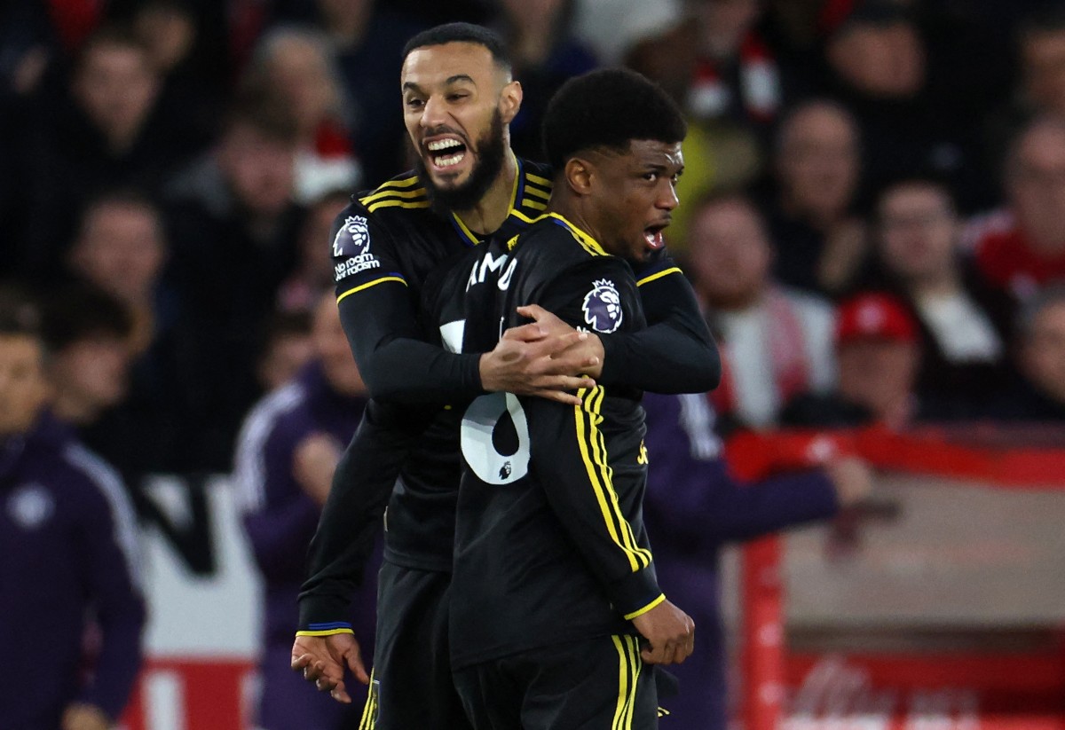 مانشستر يونايتد يعود إلى السكة تدريجياً. (أ ف ب)