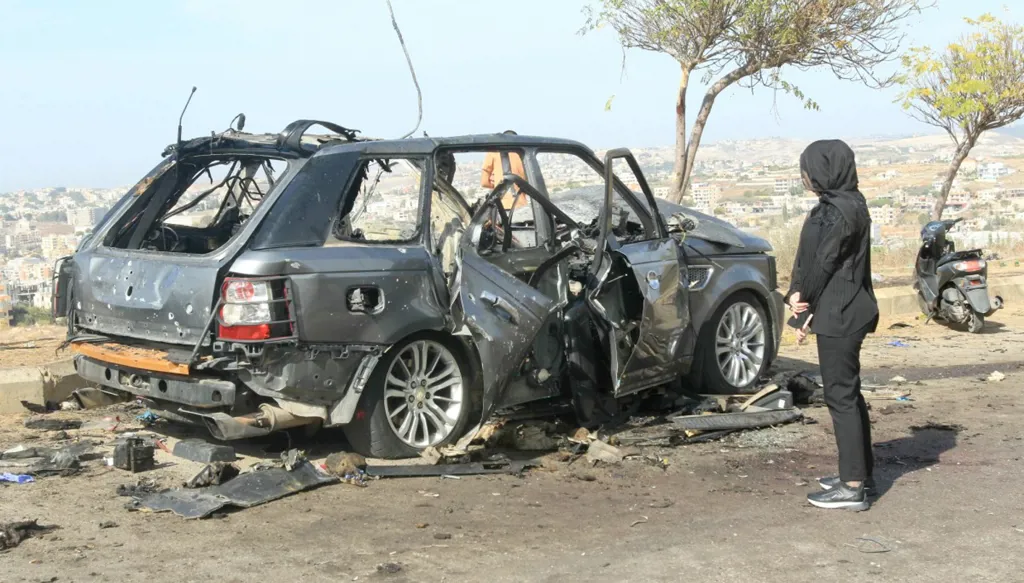 إسرائيل تُهاجم "حزب الله" وتضغط على "اليونيفيل"... فهل تُمهّد للتصعيد عسكريّاً؟