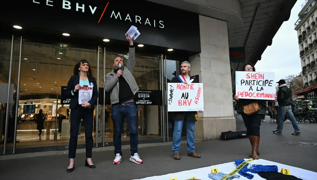 "شي إن" تواجه خطر حظرها في فرنسا بسبب بيعها دمى جنسية بشكل أطفال