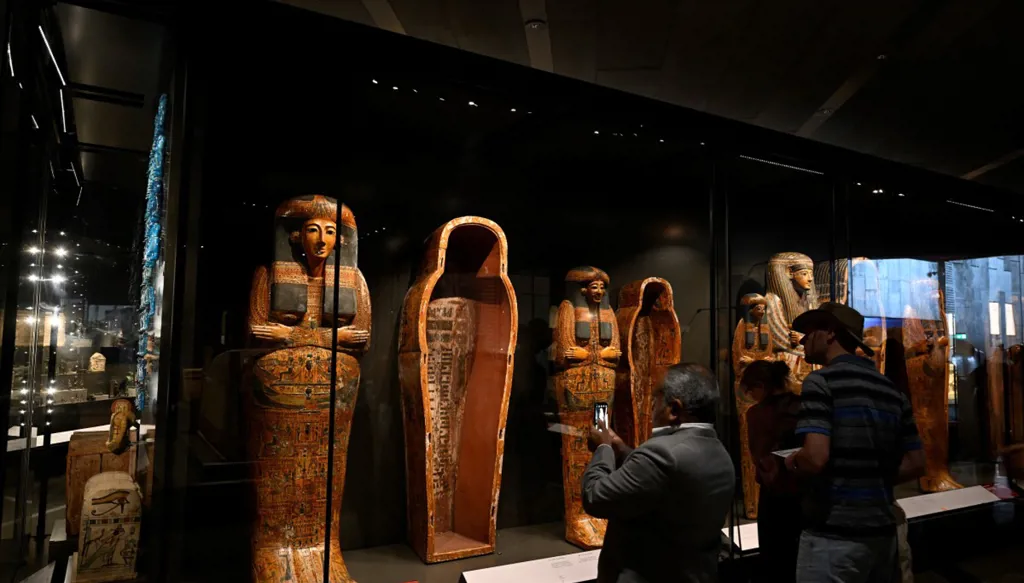 بداية جديدة لفجر قديم