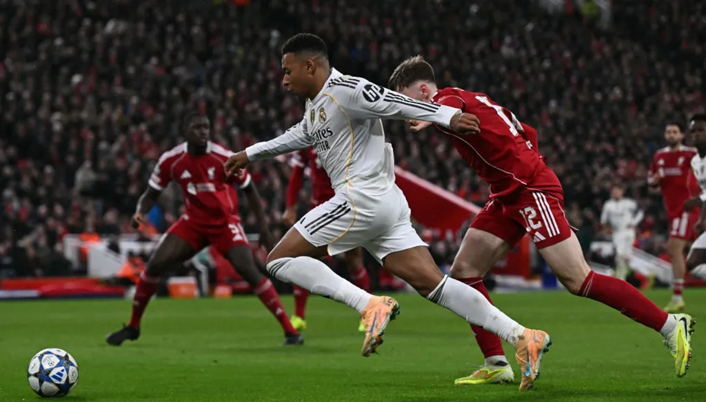 16 موظفاً خارج النادي… مبابي يتخذ قرارات قاسية لإنقاذ استثمار حياته