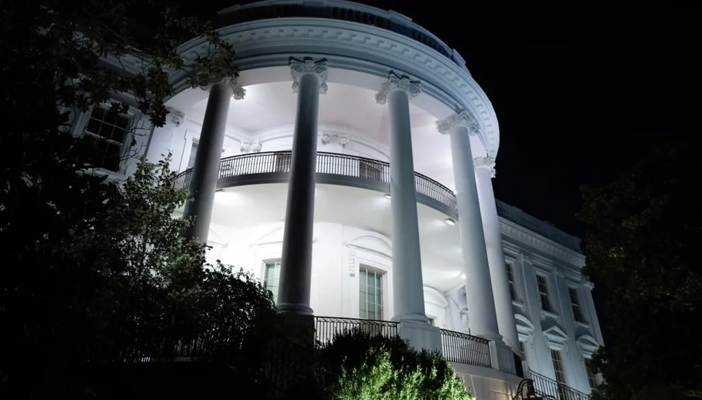 بدء اجتماع ترامب مع الشرع في البيت الأبيض