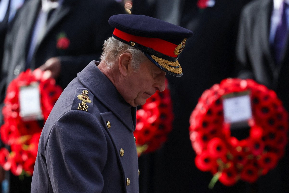 الملك تشارلز.
