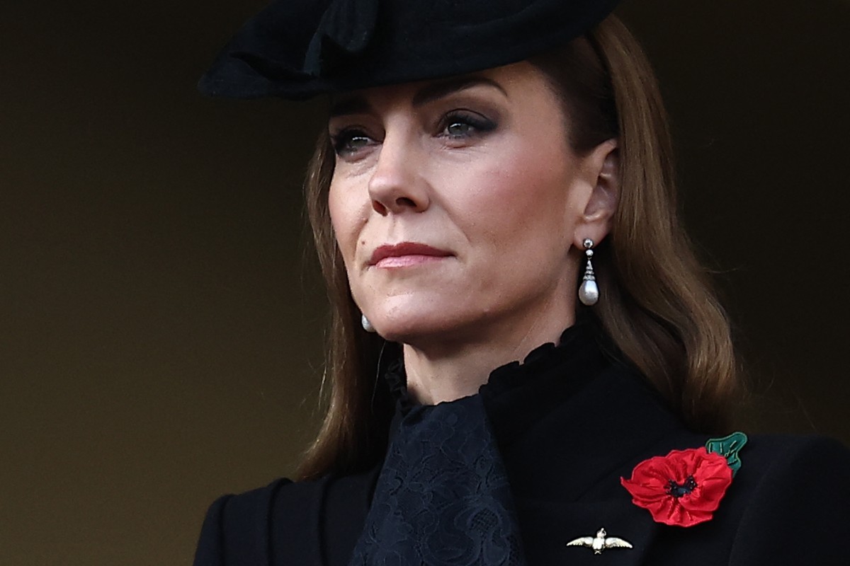 كيت ميدلتون تحيي ذكرى الاميرة ديانا في المراسم الوطنية لإحياء الذكرى عند نصب