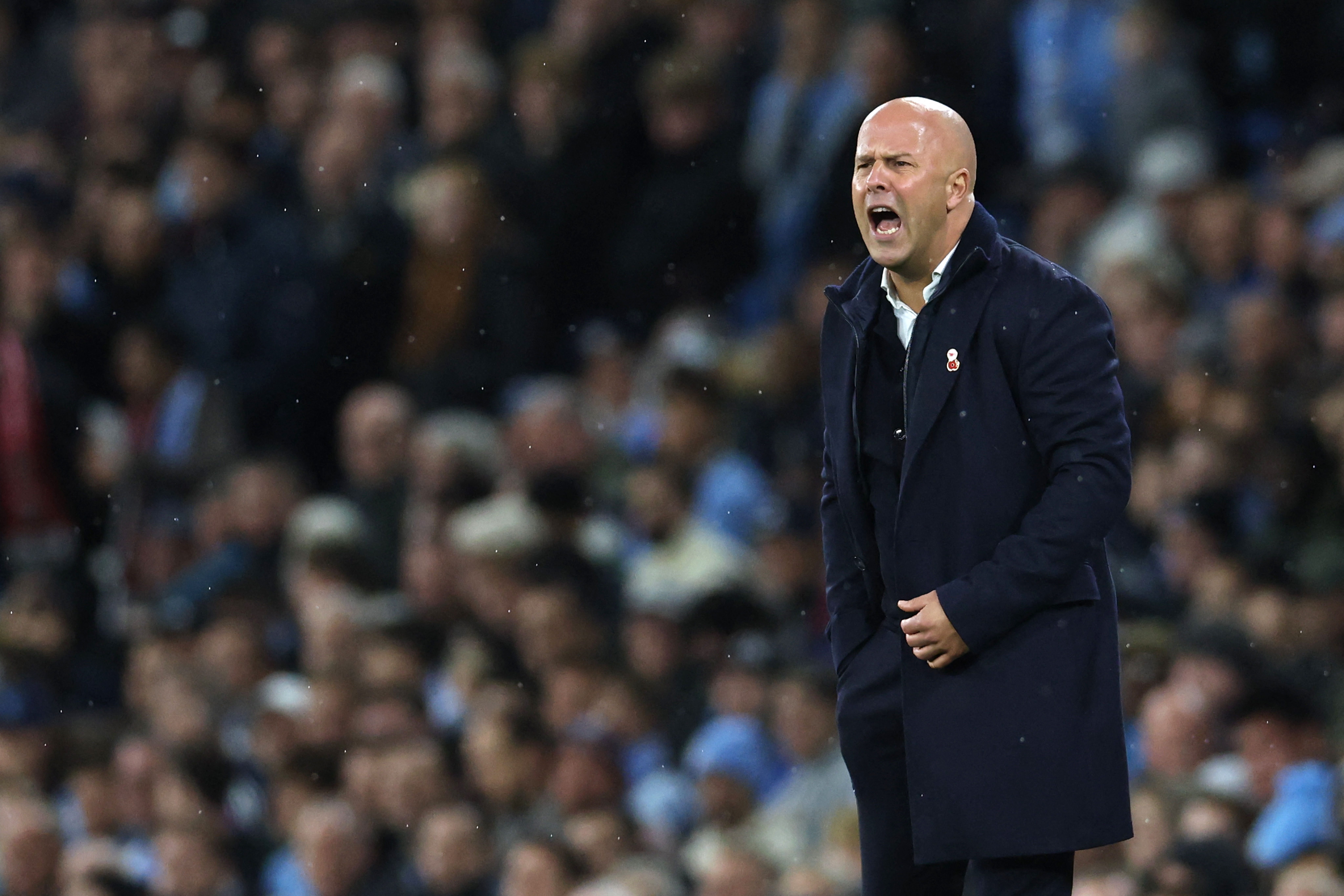 المدرب آرني سلوت. (أ ف ب)