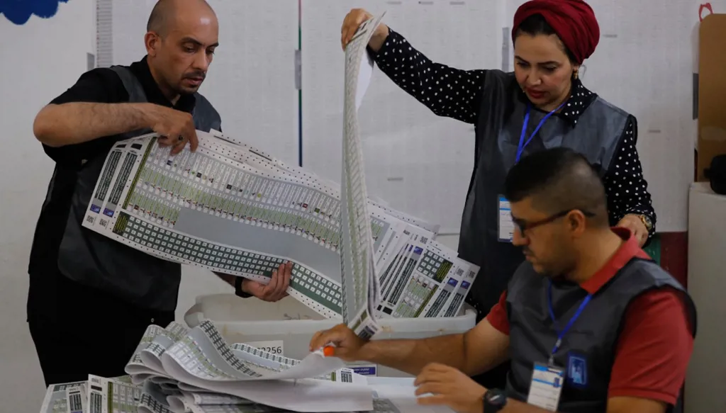 العراق على صفيح الانتخابات: بين الأمل والنفوذ