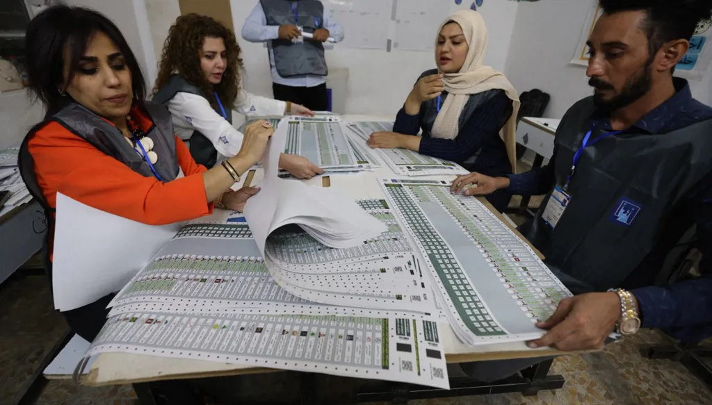 اللجنة العليا في العراق: انتخابات ناجحة ونقل عصا الذاكرة مستمر حتى صباح اليوم