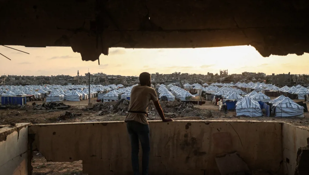 واشنطن وإسرائيل تناقشان بديلاً من خطة غزة: "مدن نموذجية" تحوّل "الخط الأصفر" حدوداً دائمة