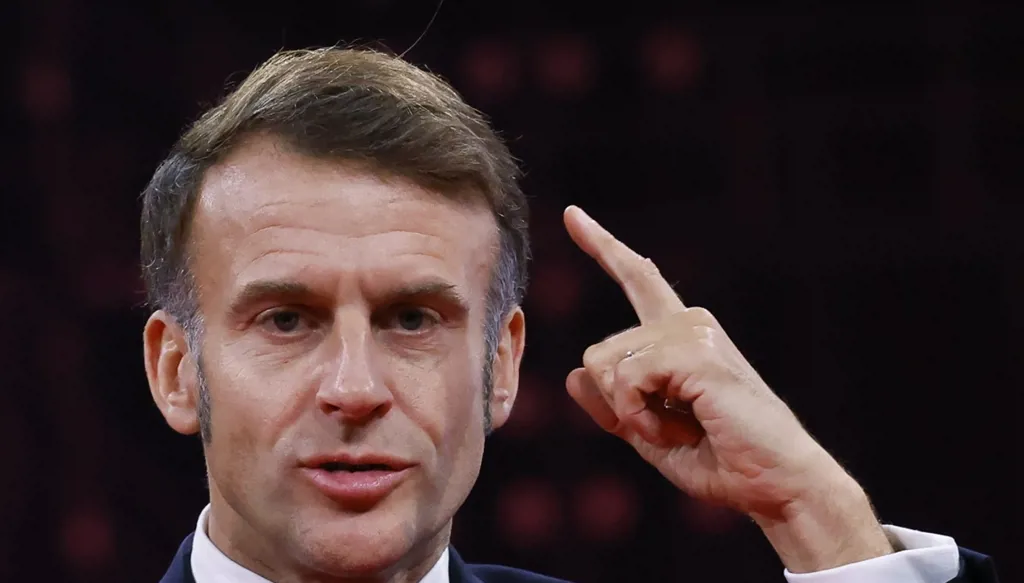 ماكرون: حرب اليوم تدور في الفضاء