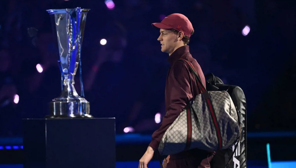 سينر يسترد اعتباره من ألكاراز (صور)