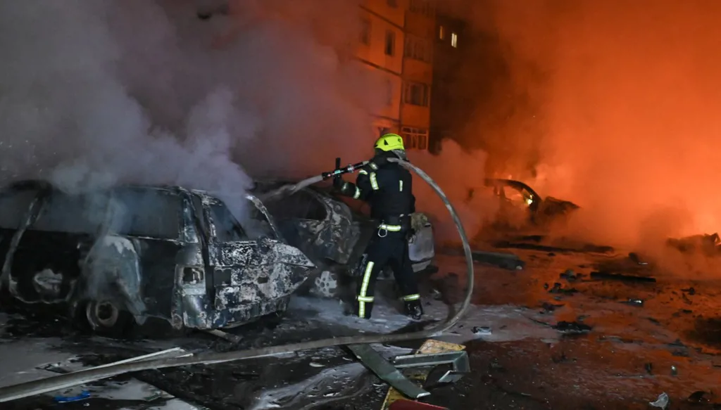 "هجوم هائل" تزامناً مع محادثات جنيف: مقتل 4 أشخاص بغارة روسية على مدينة خاركيف