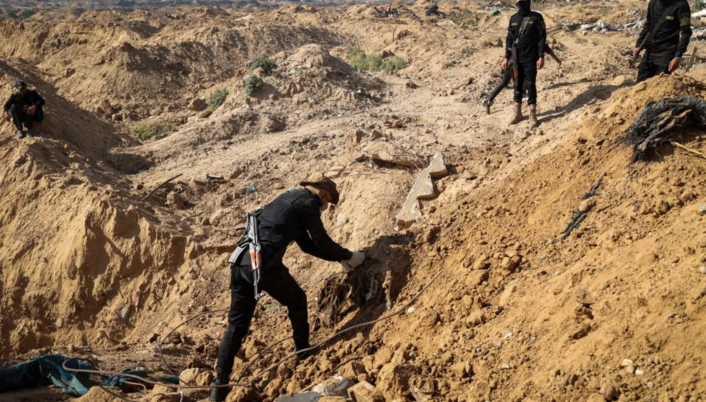 إسرائيل تعلن التعرف على هوية رهينة تسلمت رفاته الثلاثاء