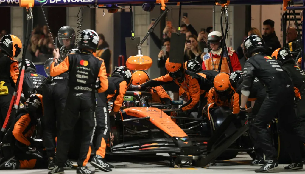 تفاصيل استبعاد نوريس وبياستري في لاس فيغاس