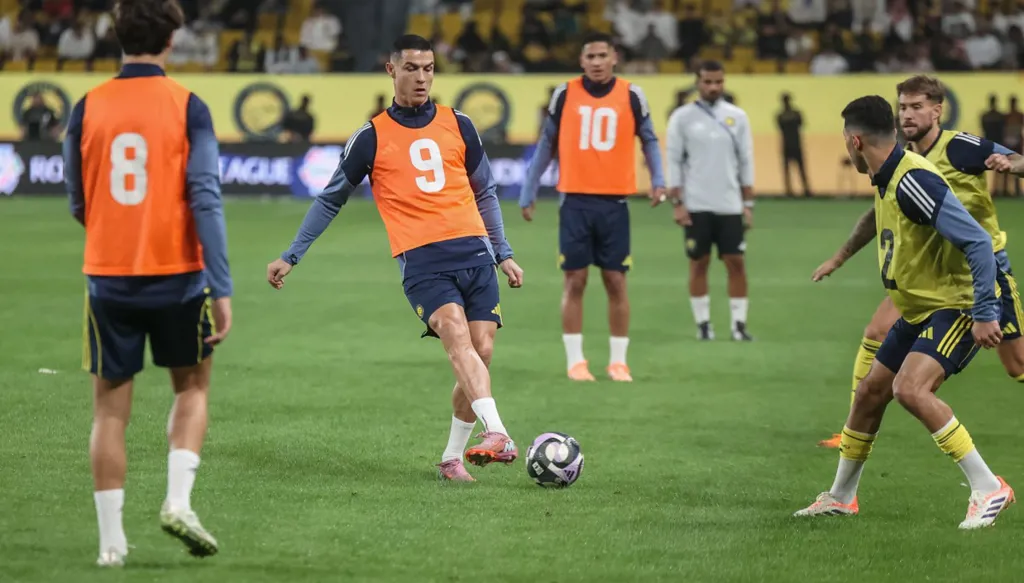 لماذا لم يعد كريستيانو رونالدو مجرد لاعب؟... تعرف على محفظته الاستثمارية العملاقة