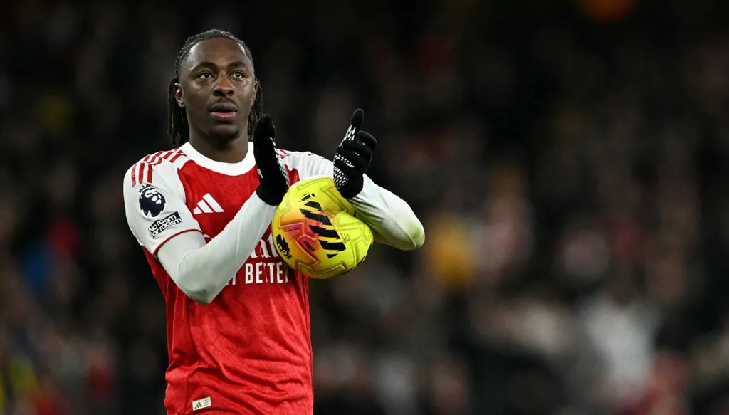 إيزي يهدّد عرش أوديغارد... كيف سيحسم أرتيتا هويّة المركز الرقم 10؟