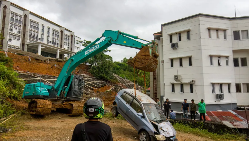 زلزال بقوة 6,6 درجات يضرب غرب إندونيسيا