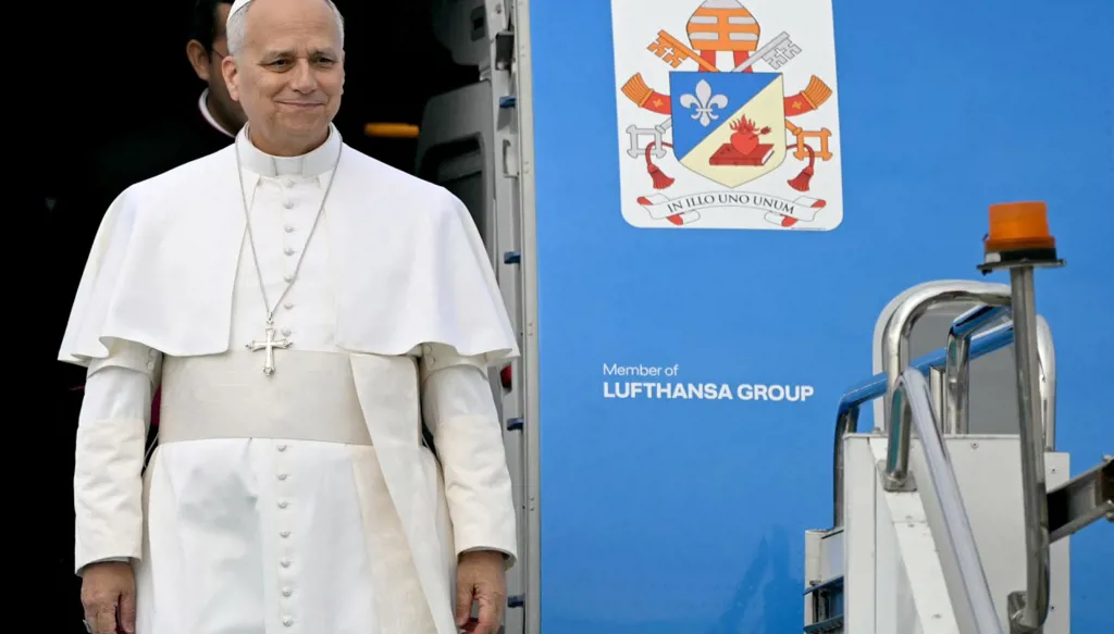 هل من نوافذ نور تحمله الزيارة البابوية لتركيا ولبنان؟