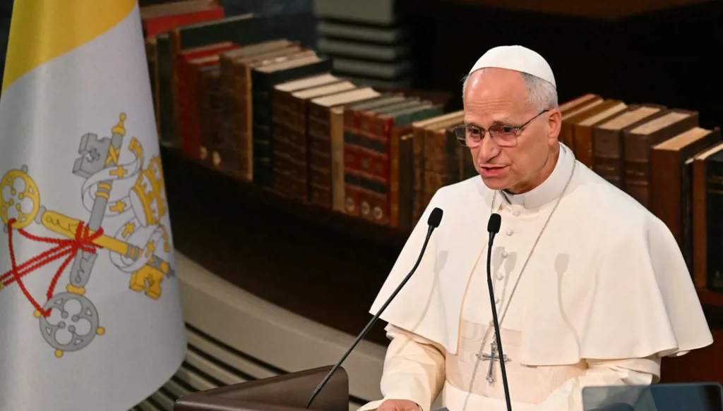 أول زيارة لاوونية إلى الشرق الأوسط