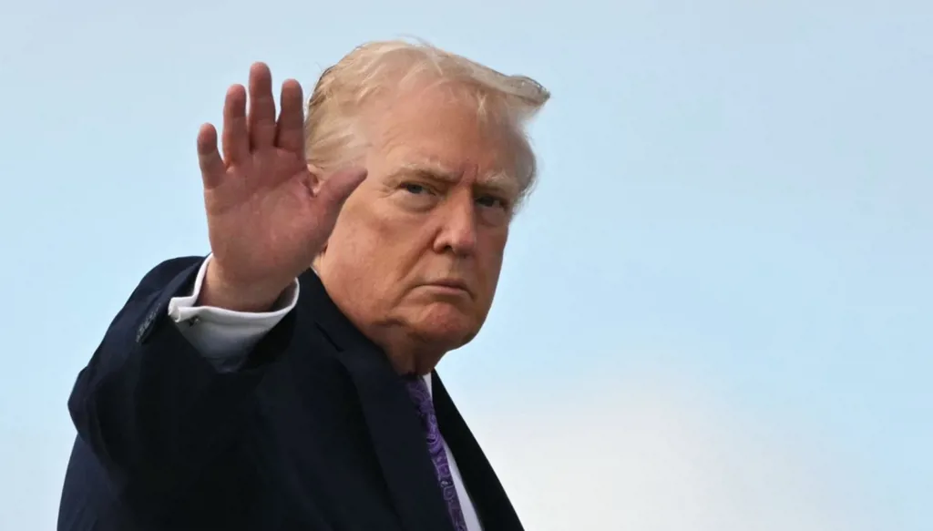 ترامب: تجميد قرارات اللجوء سيستمر "لفترة طويلة"