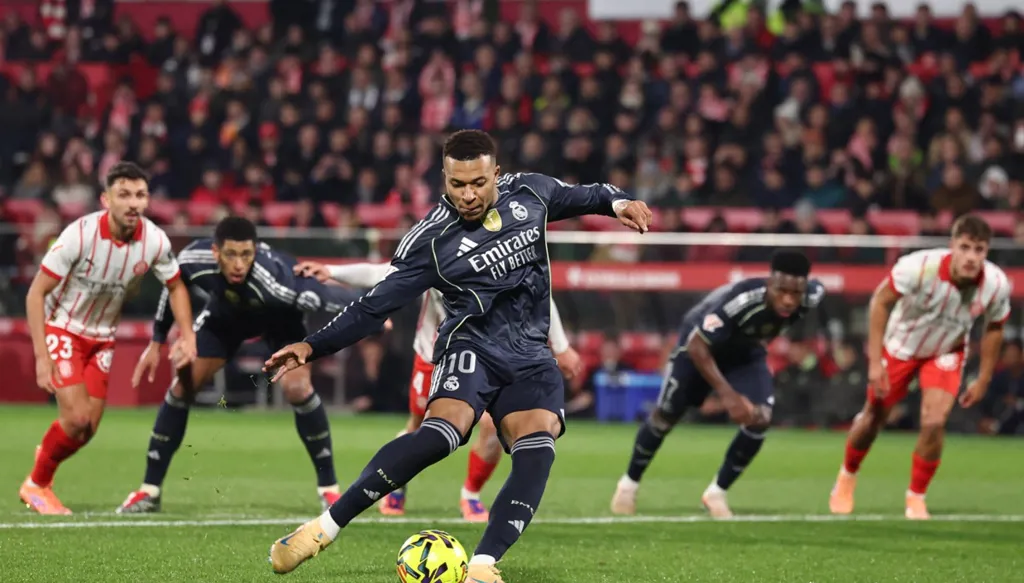 تشابي ألونسو يشيد بمبابي وريال مدريد يواجه إصابة مندي الجديدة